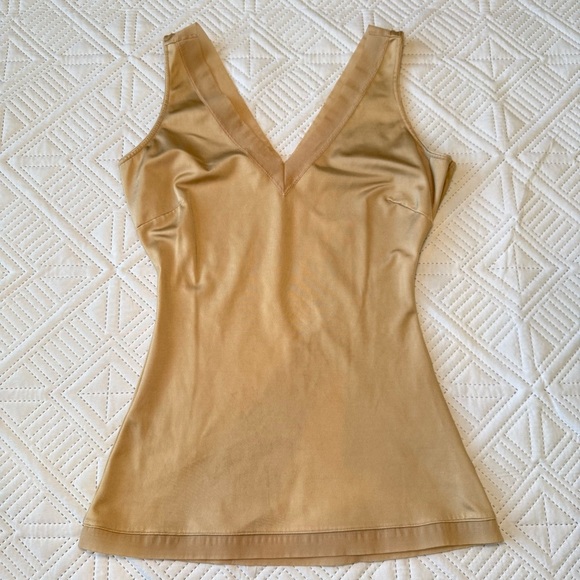 Spanx Slimplicity Double V-Neck Camisole Smooth Shaping Top Nude Size Medium - Picture 8 of 8